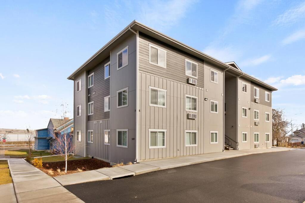 Brand New 2 Bd 2 Bth Near Dt And Perry District Apartamento Spokane Exterior foto