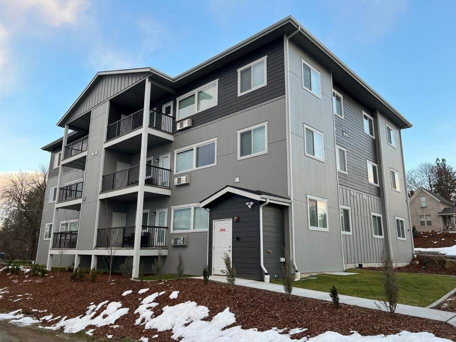Brand New 2 Bd 2 Bth Near Dt And Perry District Apartamento Spokane Exterior foto